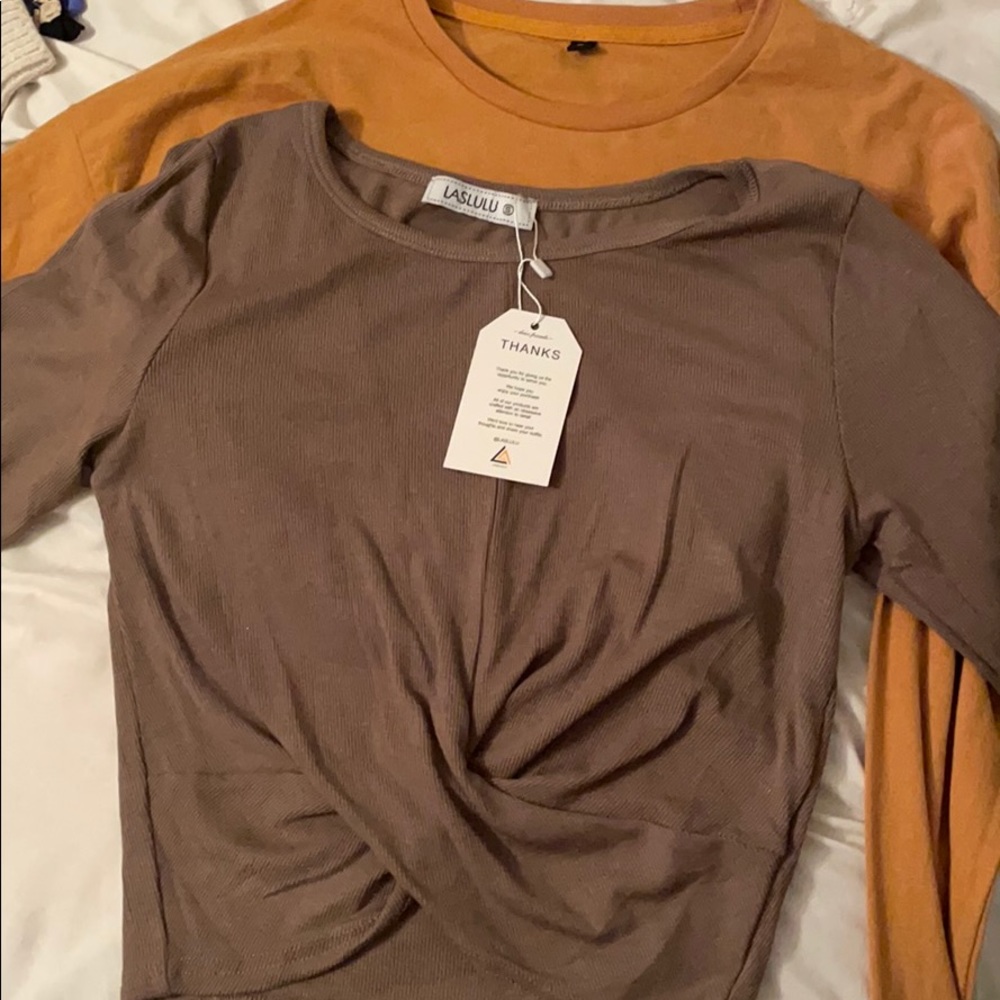 2 long sleeve tops